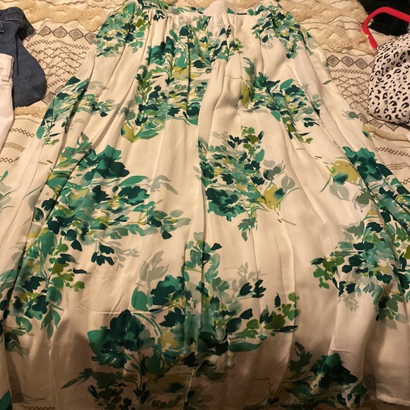 Petal & Pup Dresses Petal And Pup 2 Piece Halter And Skirt Set In Size Large Poshmark